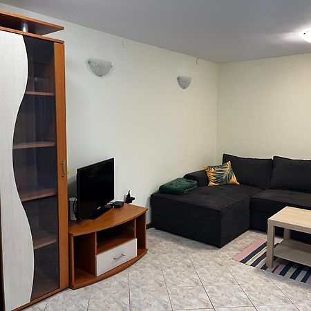 Green Central Apartment Varna Exterior photo