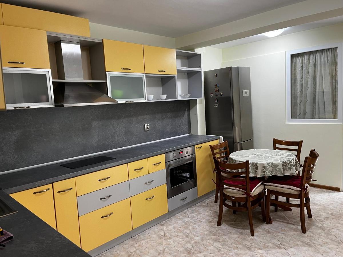Green Central Apartment Varna Exterior photo
